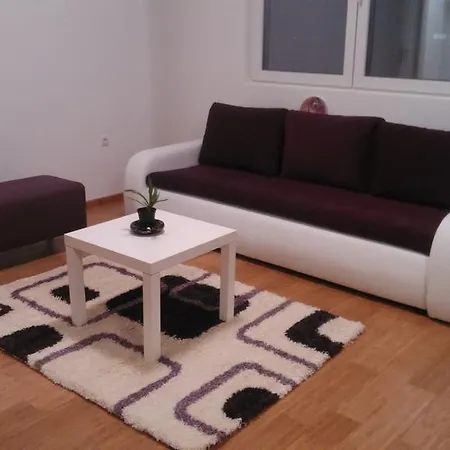 Adora Apartman